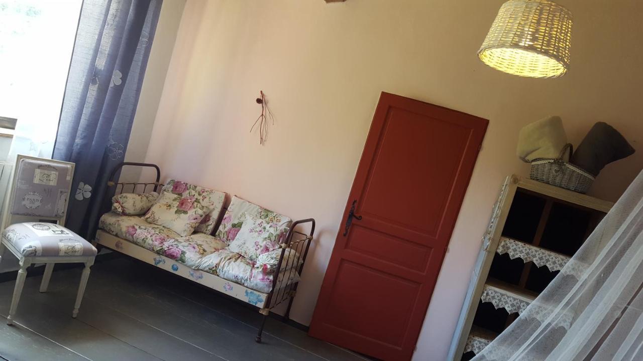 La Loubiere, Ancienne Bergerie En Pleine Garrigue Bed & Breakfast Fraisse-des-Corbieres Exterior photo